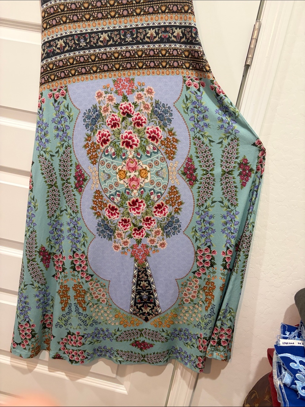 Farm Rio Floral Medallion Maxi Skirt in light green and light blue, Women’s Sz M - Picture 5 of 6